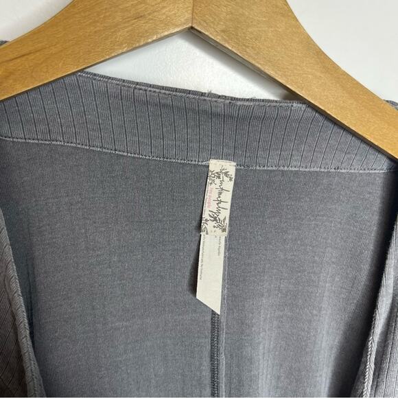 Intimately Free People Lightweight Oversized Button Cardigan Blouse Size Small - Picture 3 of 7